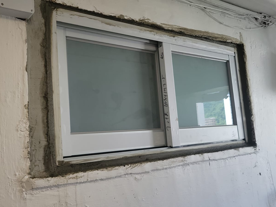 公屋鋁窗工程實例-小型工程公司-換窗小型工程價錢-居屋換窗1