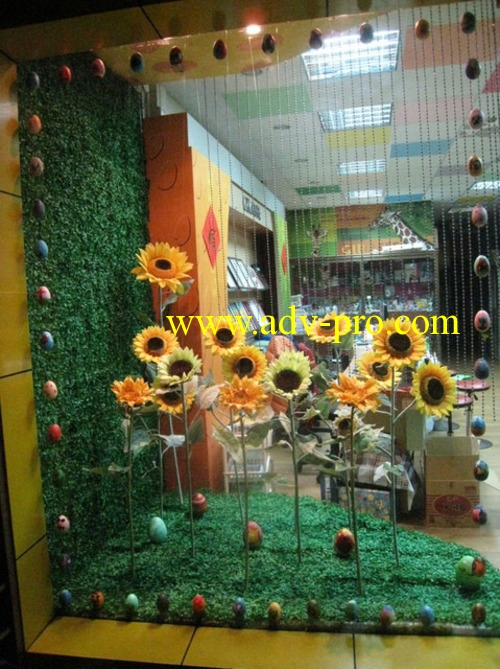 吸引眼球的櫥窗佈置服務-商品促銷-新產品推廣-節日氣氛-一手包辦櫥窗展示設計-櫥窗陳列-櫥窗擺設-櫥窗貼紙安裝-店面門面設計工程4