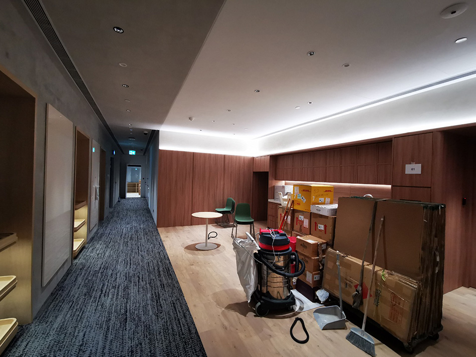富藝斯拍賣行 西九文化區-學校及商業場所地板裝修工程-學校禮堂地板裝修翻新-活動室地板裝修翻新-圖書館地板裝修翻新-店舖地板裝修翻新