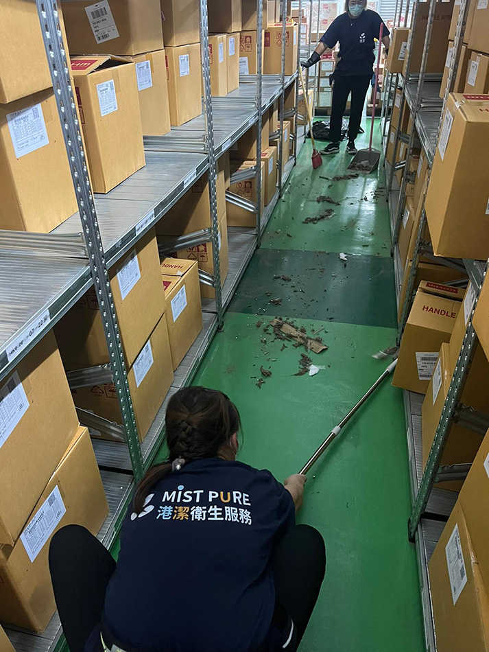 Job-Reference-工業地台起漬打蠟服務-地板清潔公司-貨倉清潔公司-地板起漬-洗地打臘-HK-Cleaning-Service-Floor-deep-cleaning3